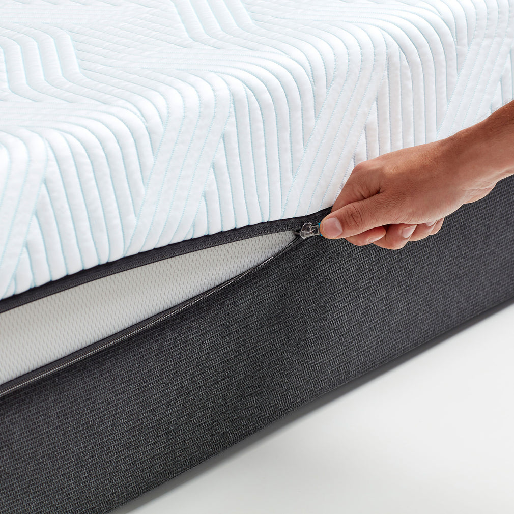 Tempur Pro Plus - Mattress 75cm (Small Single) Medium Firm