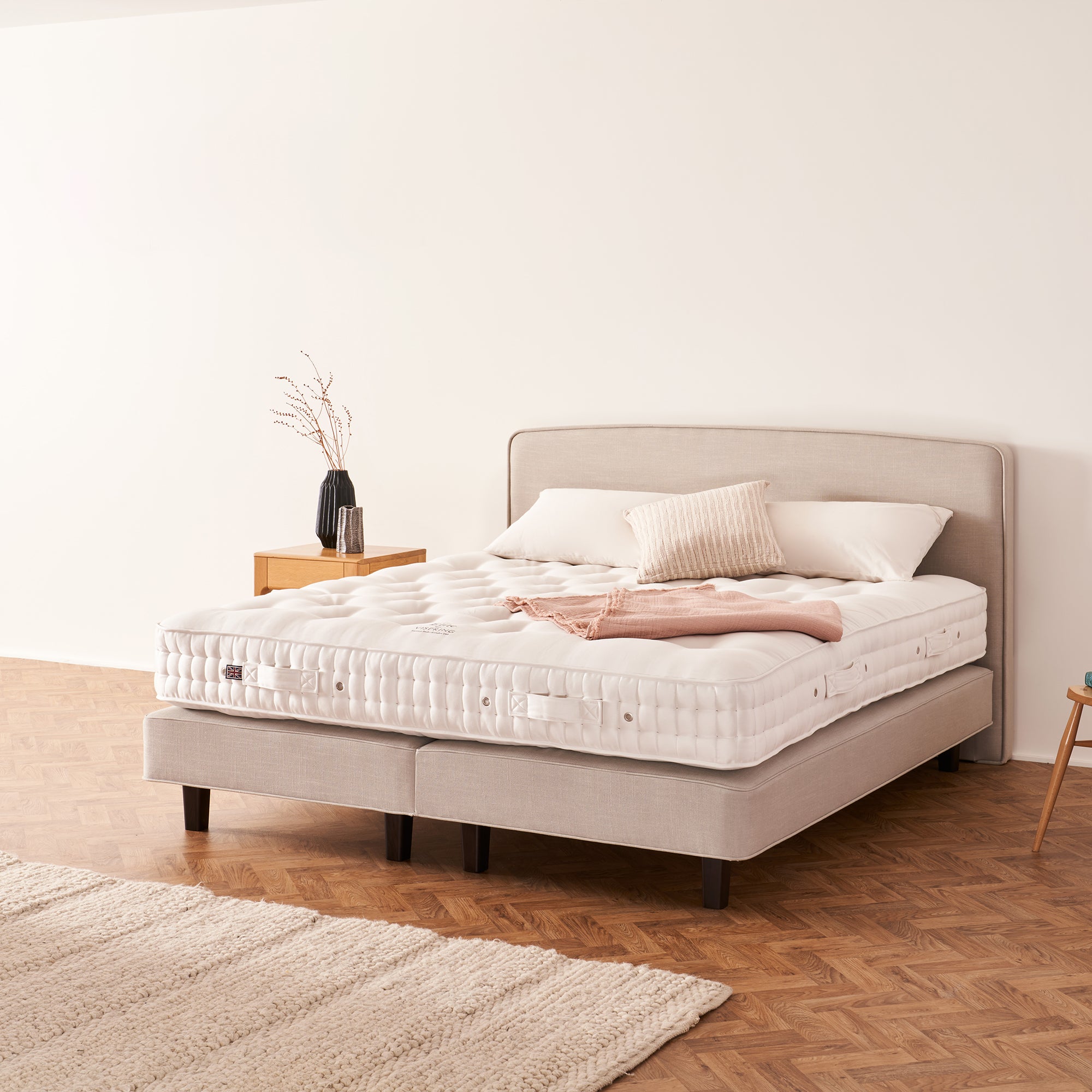 Vi-Spring Elite - 135cm (Double) Divan Bed