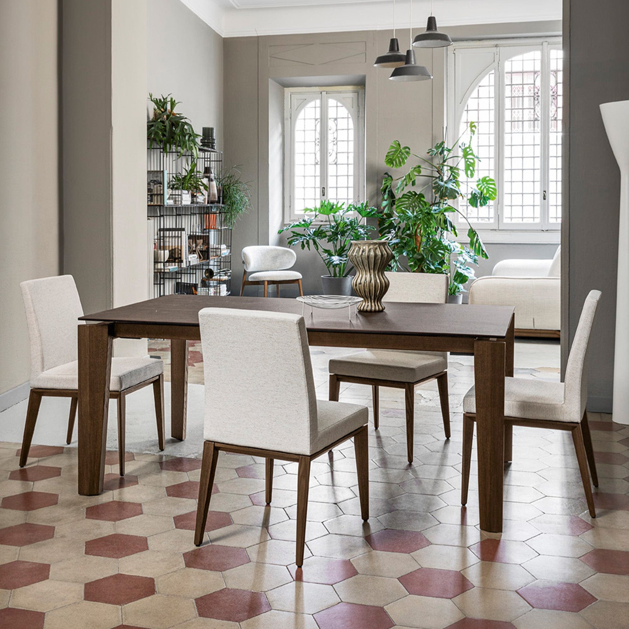 CS4120-R180 Extending Dining Table