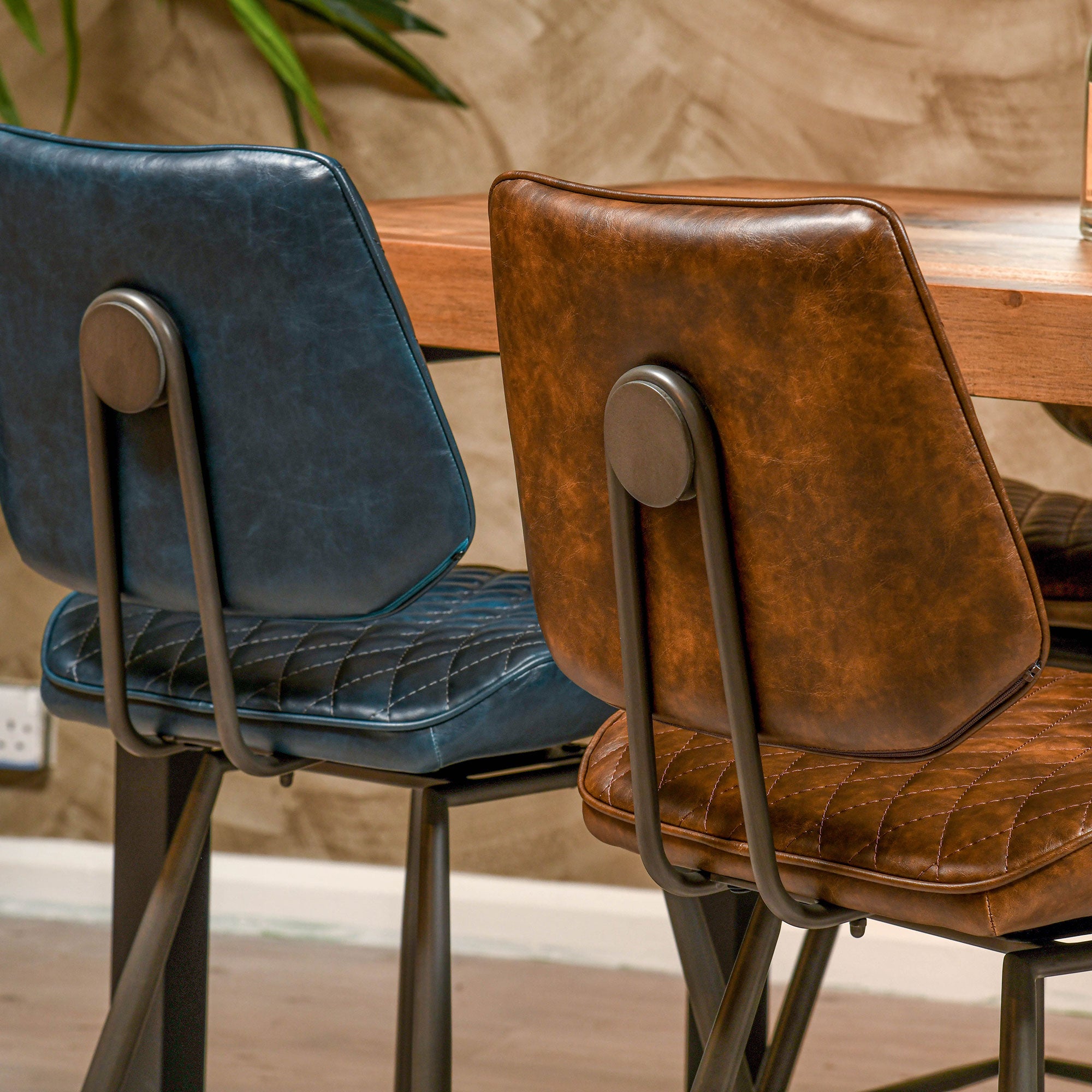 Bar Stool In Dark Brown PU Leather