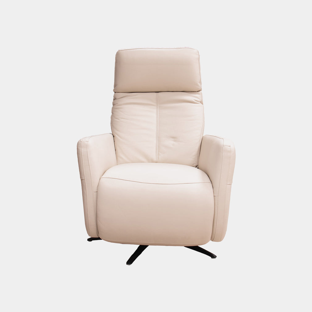 Swivel Reliner Chair With USB Toggle Switch In Leather Cat 20