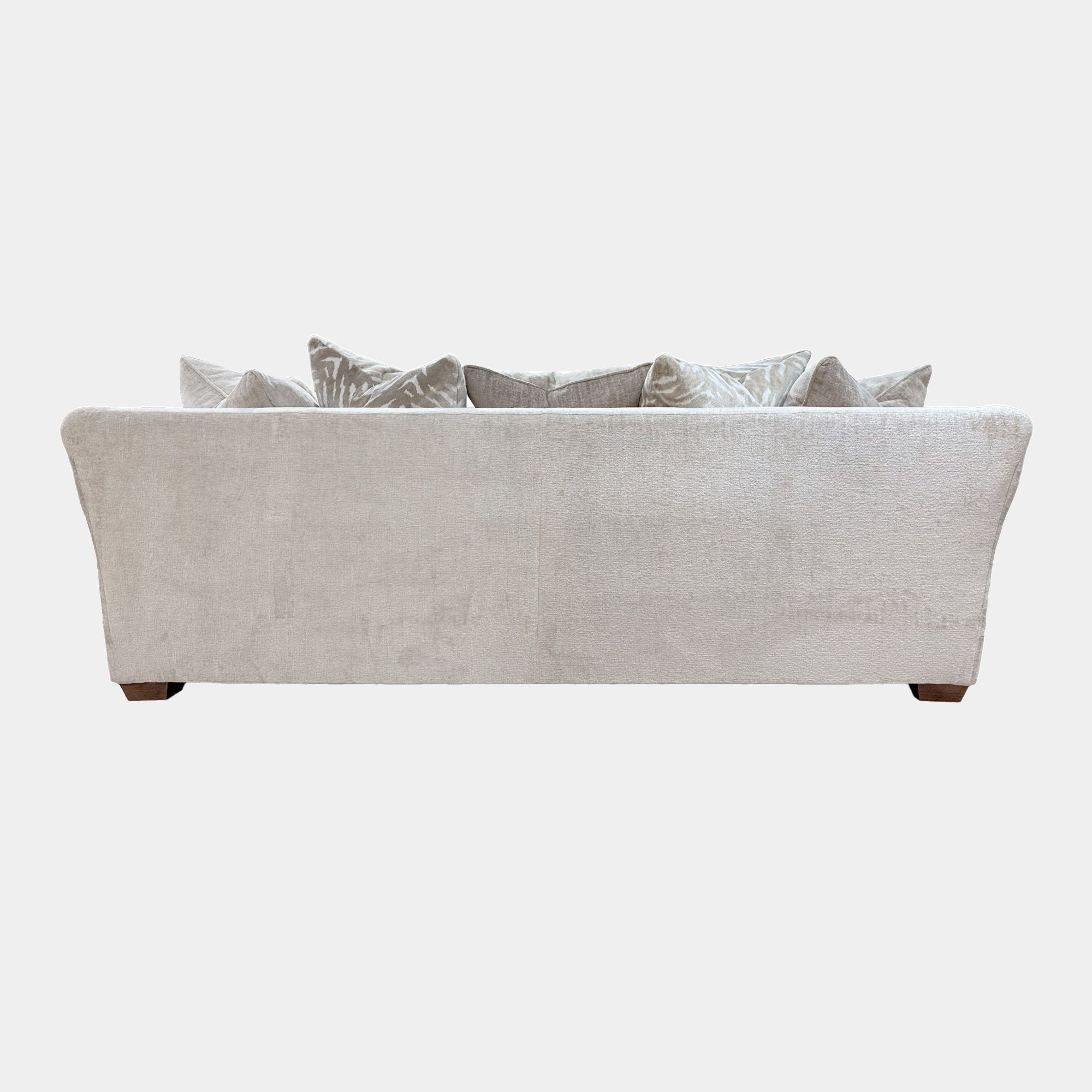 Oregon - Grand Pillow Back Sofa In Fabric Fendi Pearl Fibre Interior