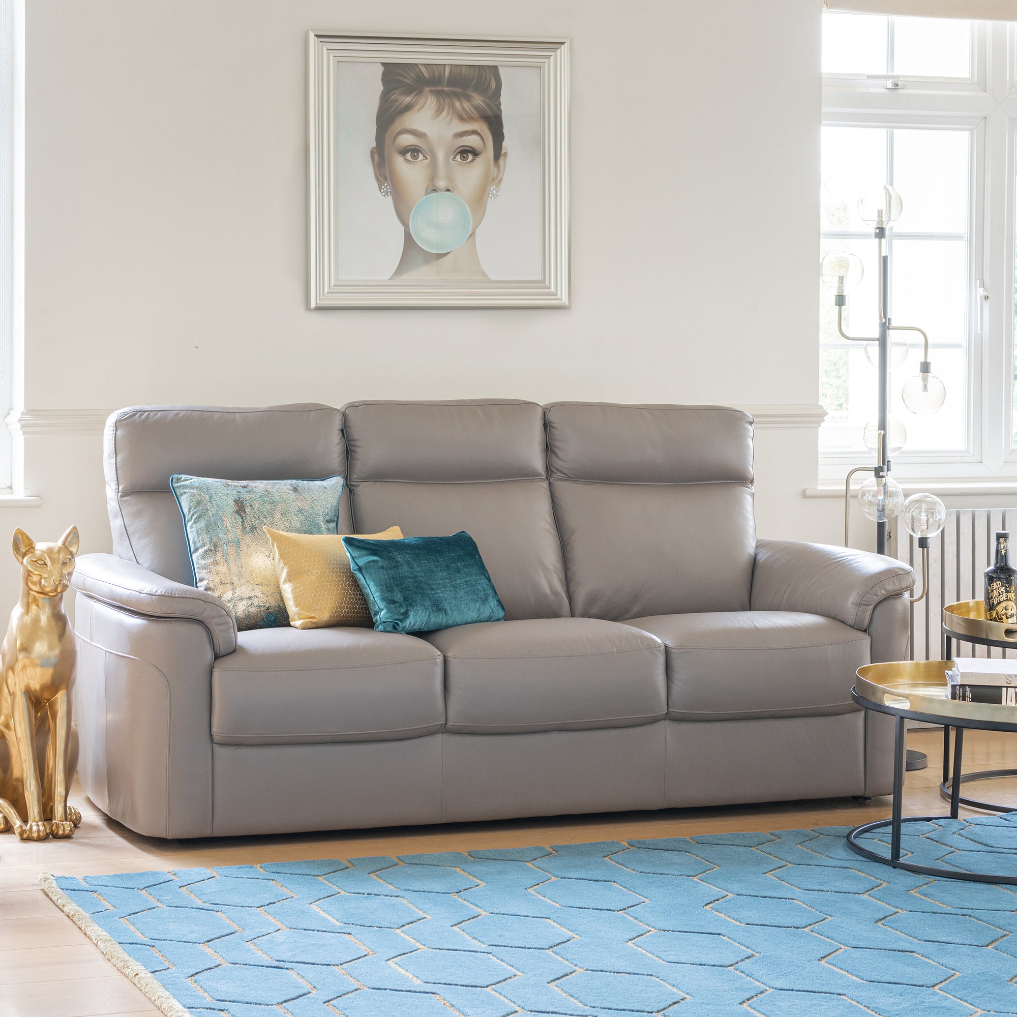 Preludio - 2.5 Seat Sofa In Leather Cat S09