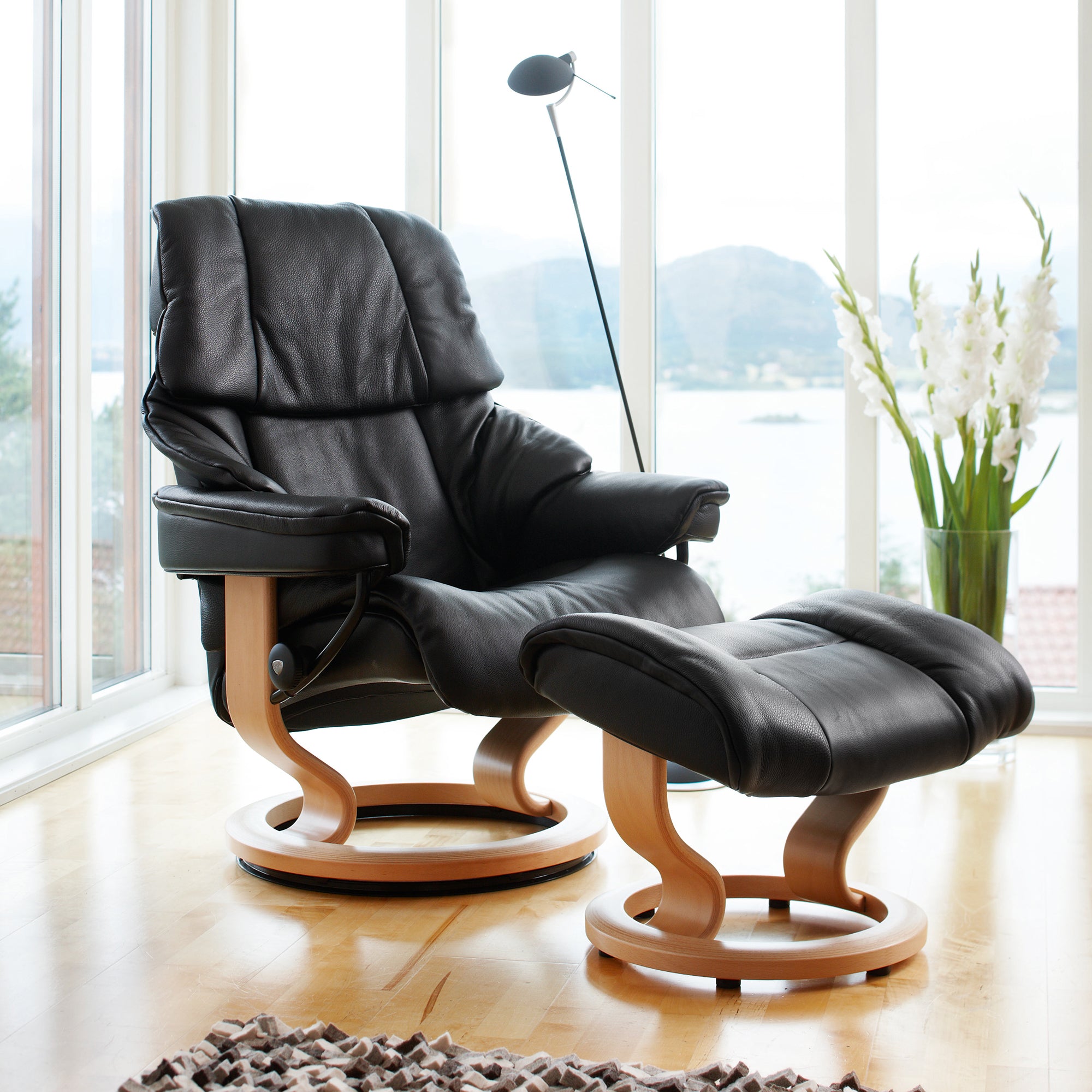 Stressless Reno - Chair & Stool With Classic Base In Noblesse Leather Large