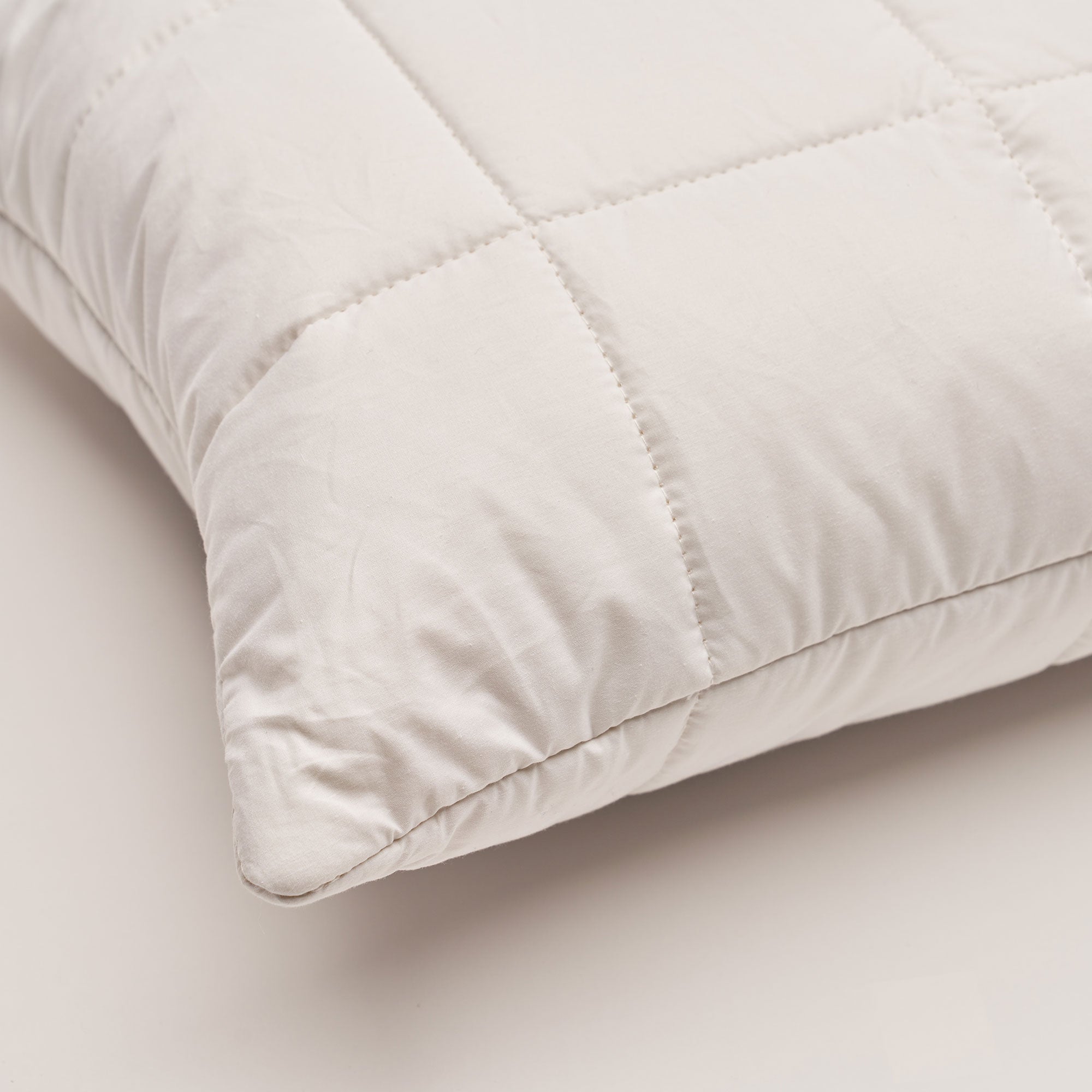 Vispring Pillows - Wool Pillow  90 x 50cm