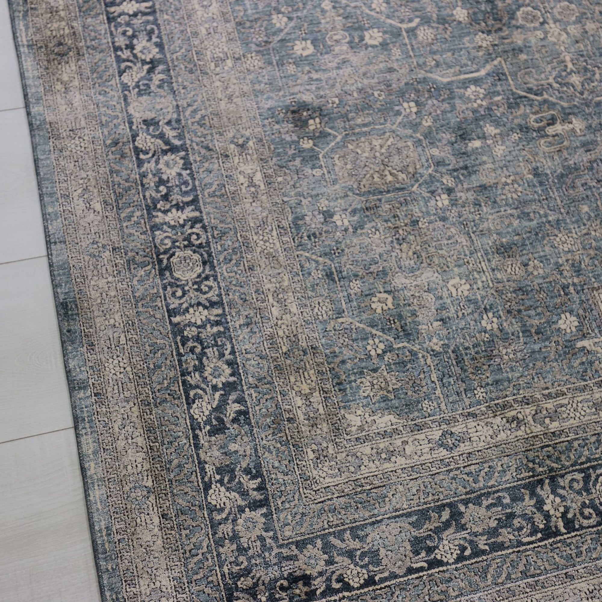 Heritage Rug Tabriz 240 x 340cm