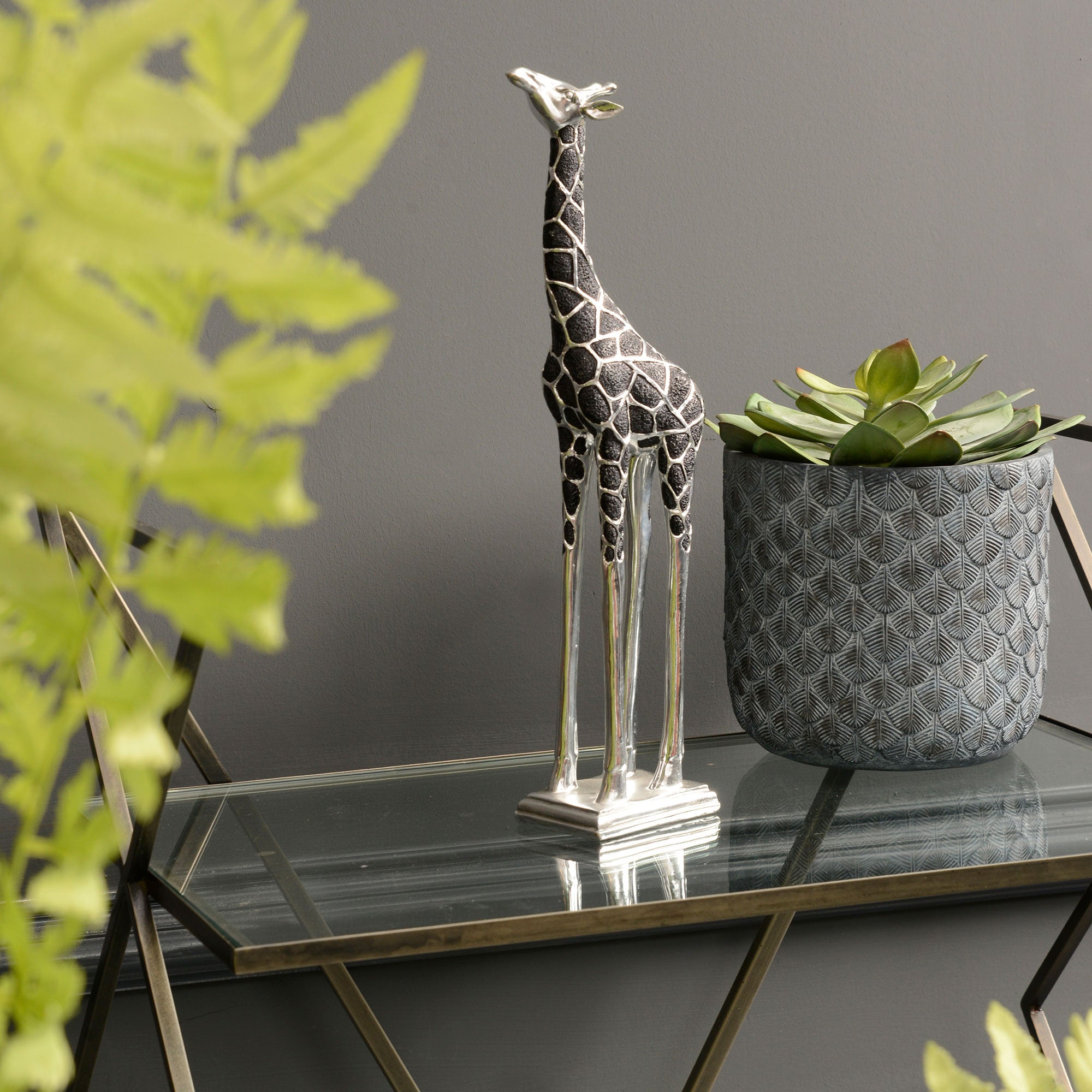 Giraffe Facing Forward Small - Electroplated Silver