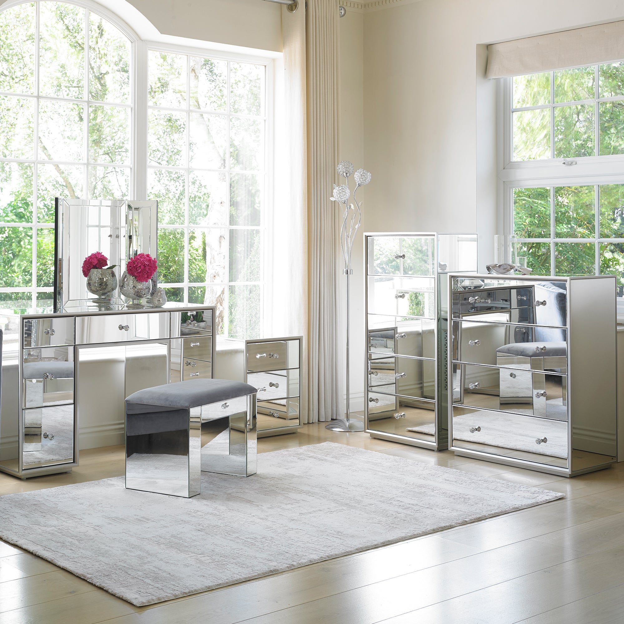 Sofia - 4 Drawer Chest Mirrored