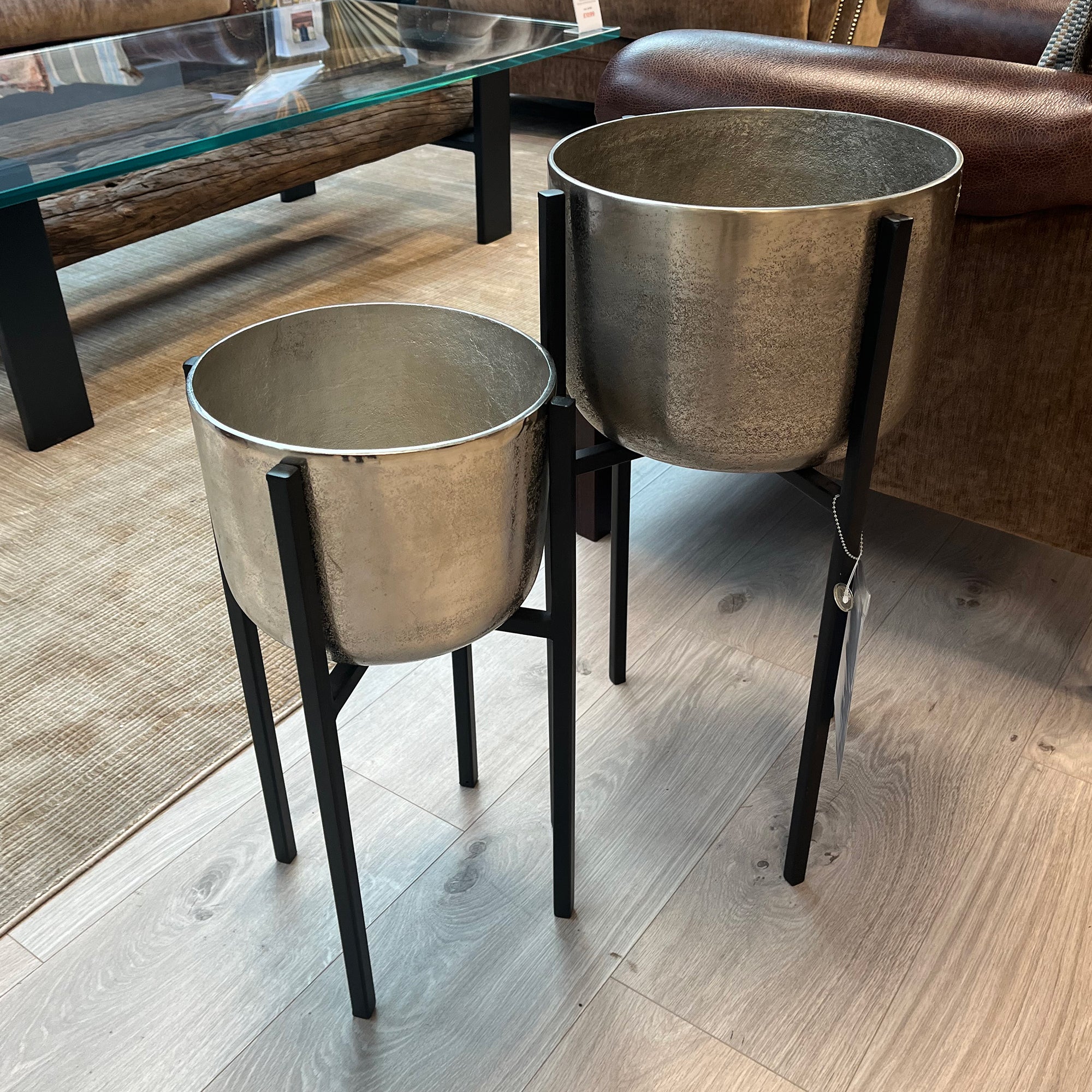 Brunil Set of 2 Flowerpots In Champagne Gold & Silver Finish