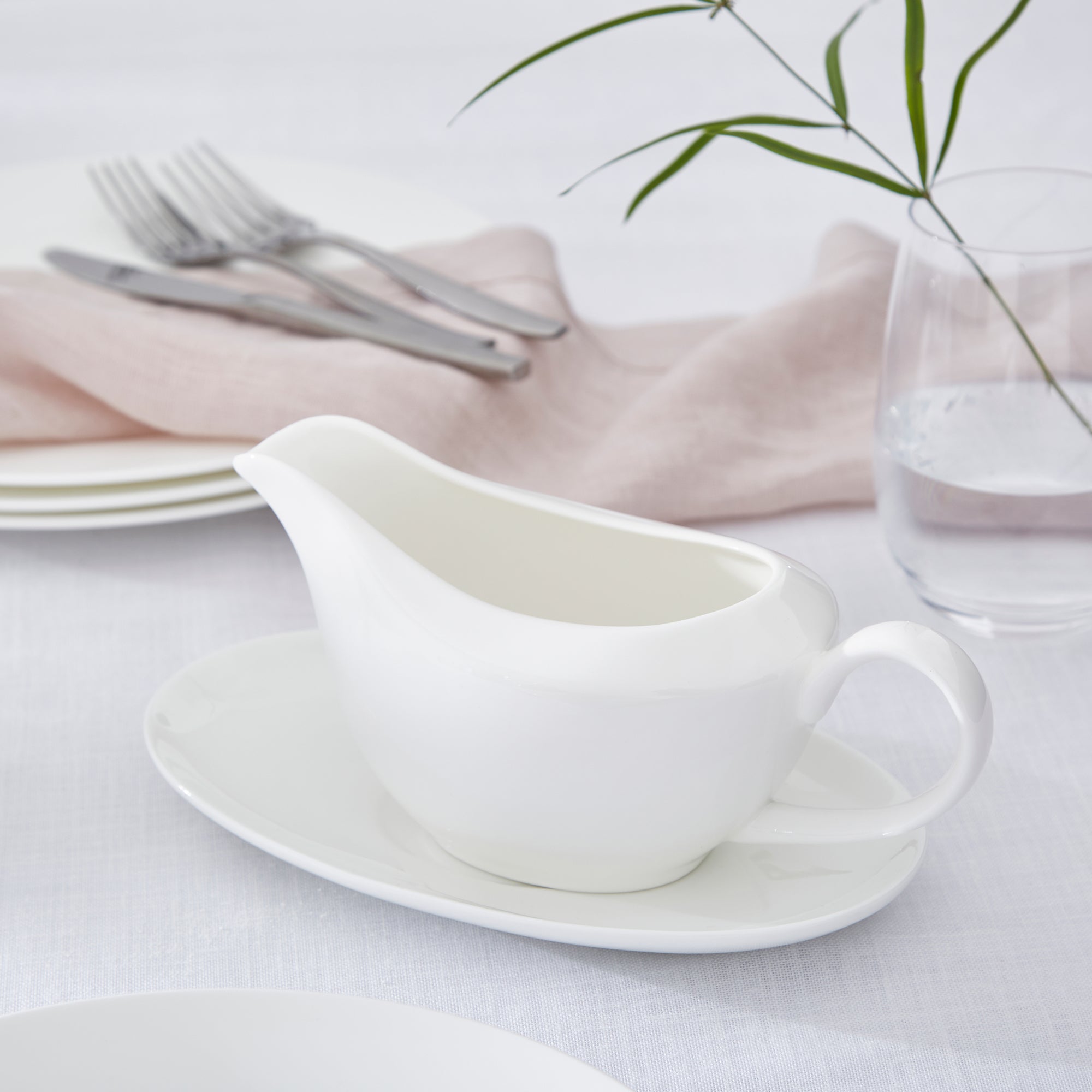 Serendipity White Gravy Boat and Stand