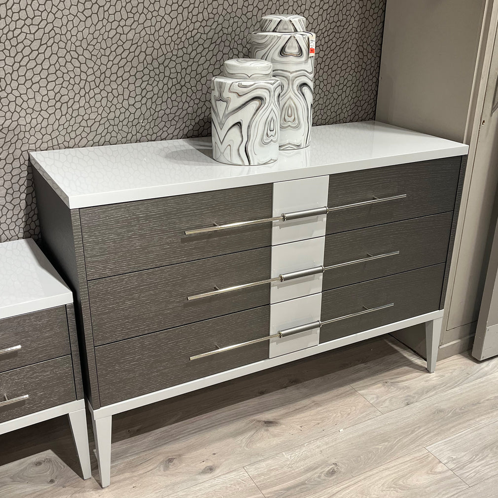 Giorgio Chest Of Drawers Top/Feet/Dwr Detail I