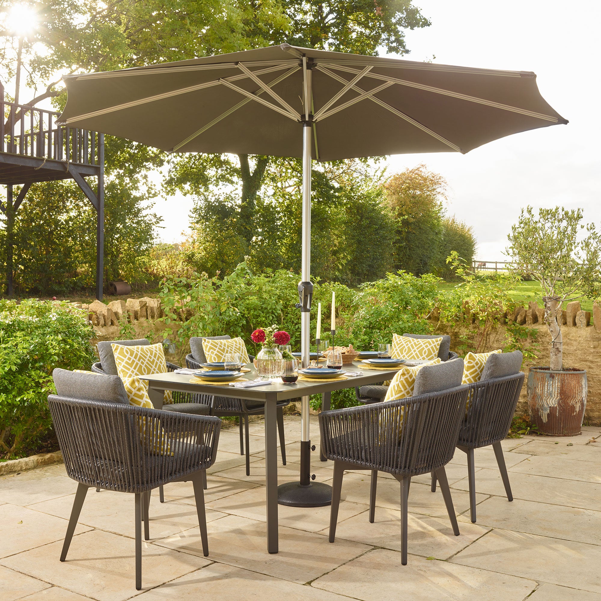 Rectangular 183 x 96cm Dining Table And 6 Chairs In Rope Effect Anthracite Including Parasol & Base