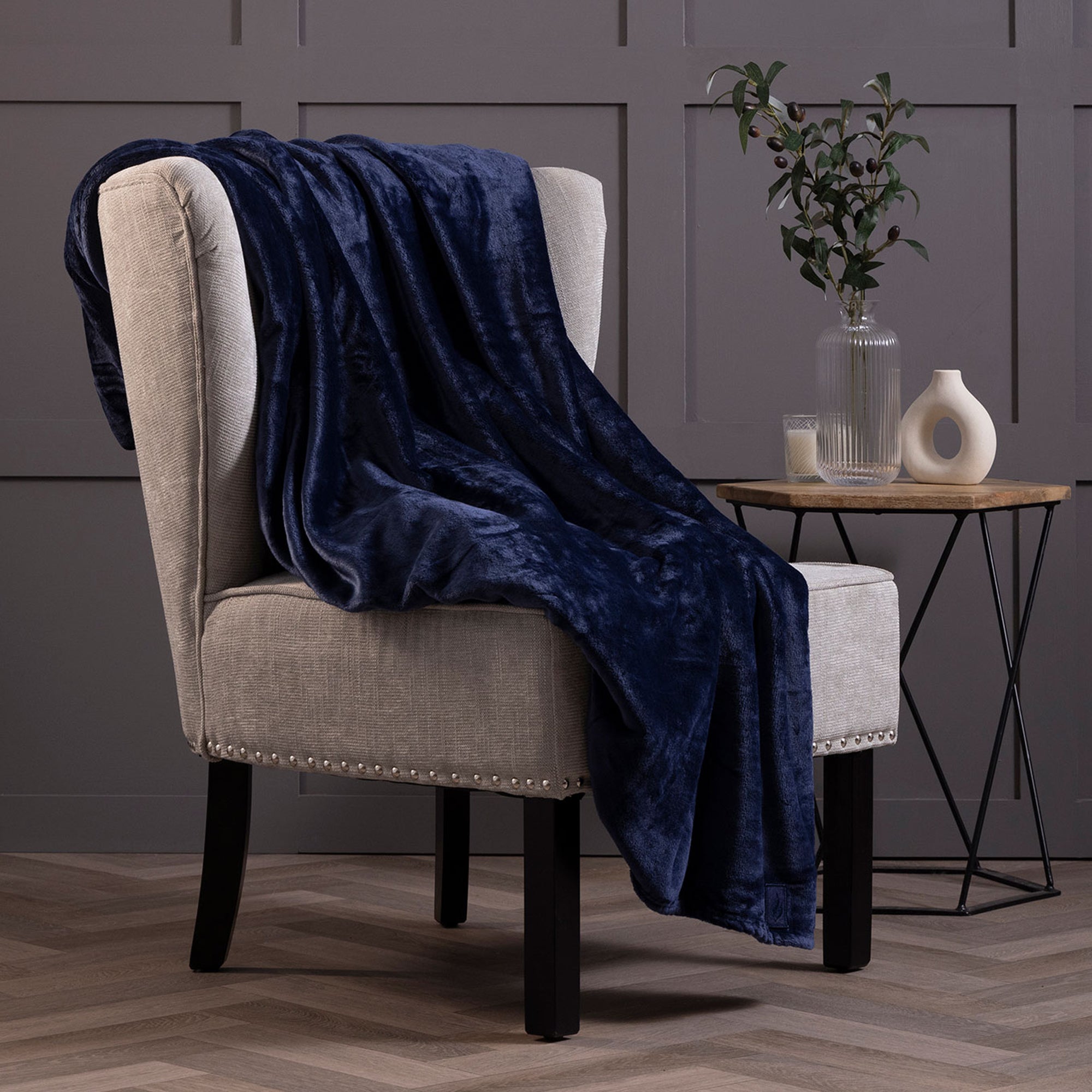 Heat Holder Navy Throw 180x200cm