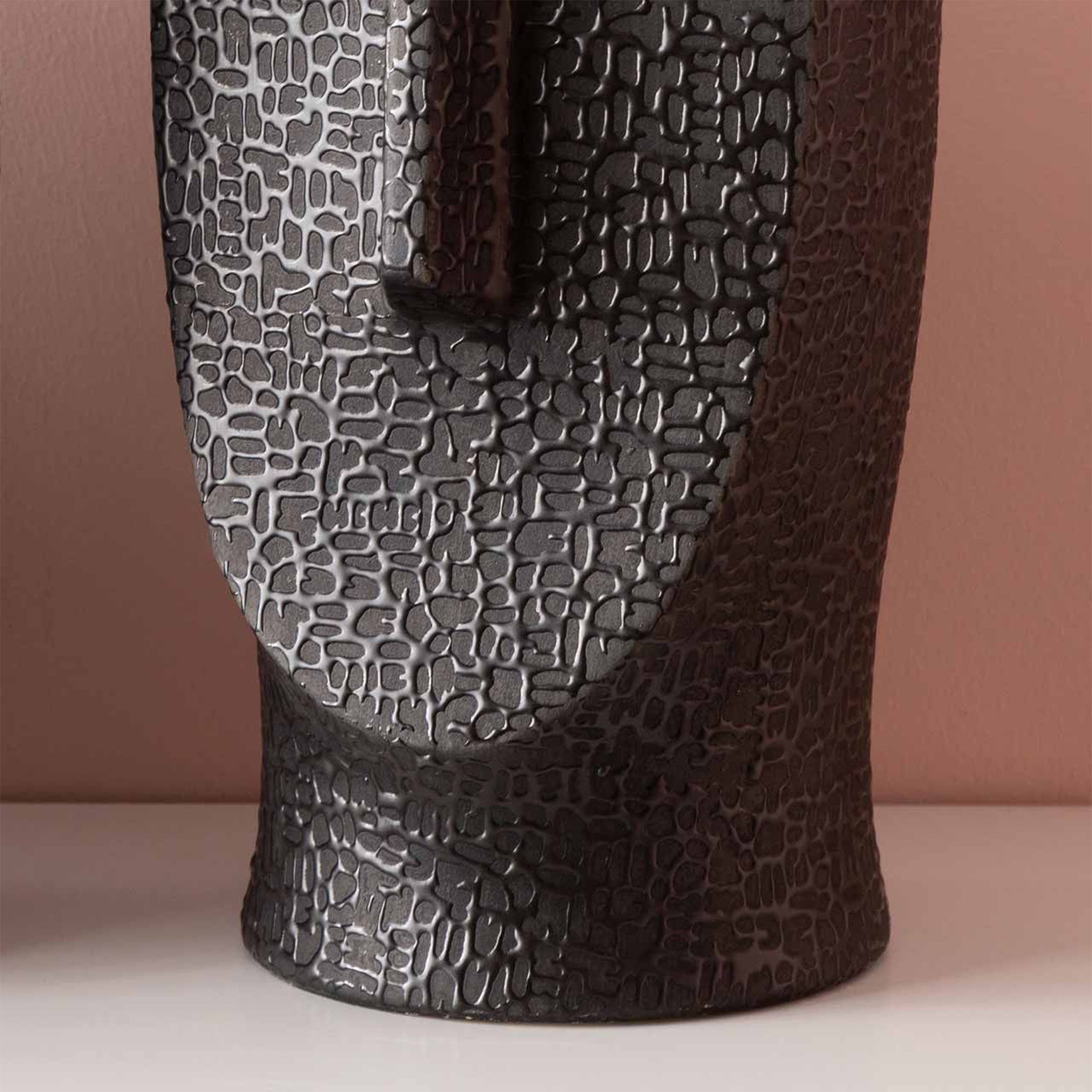 Rapa Nui Black Textured Face Vase