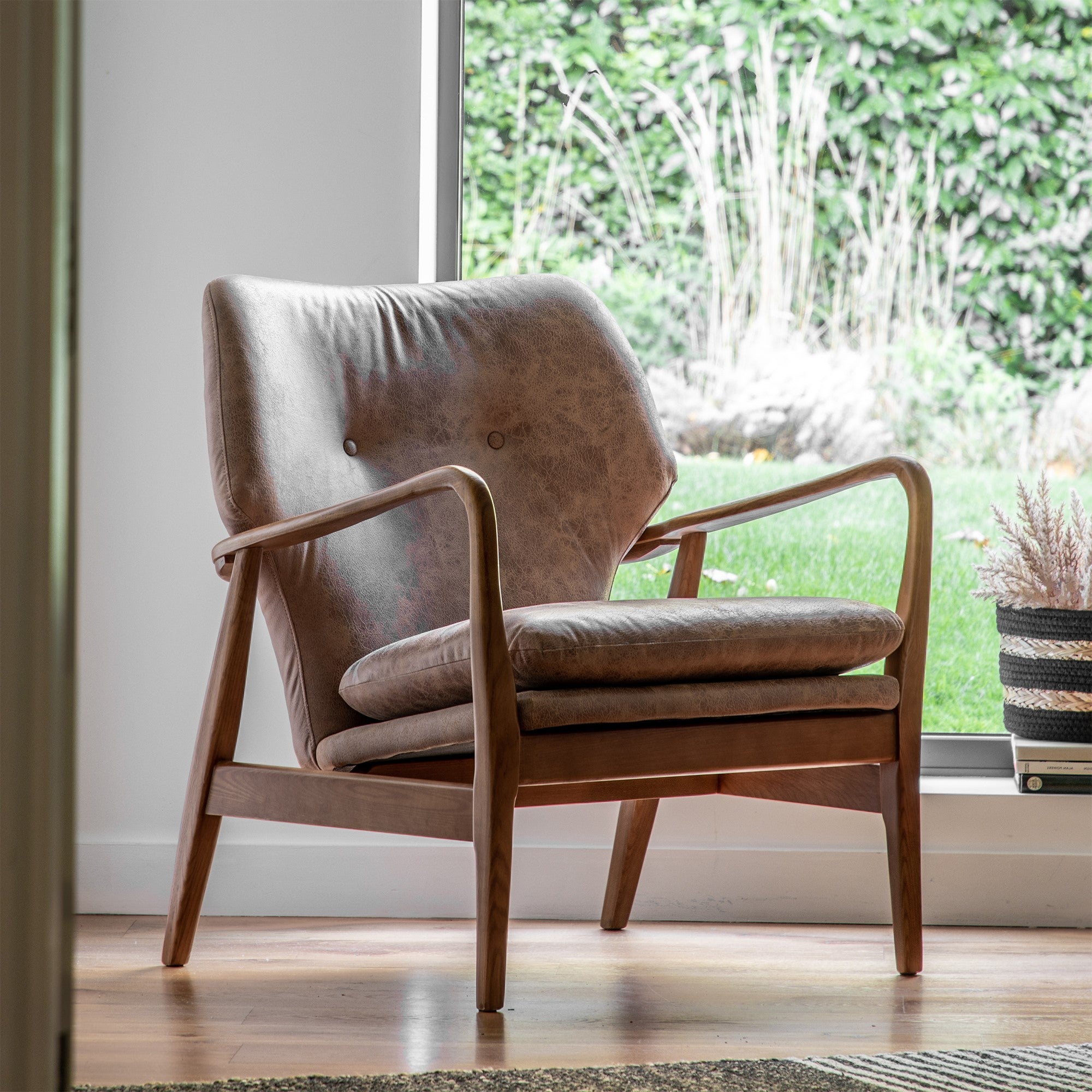 Accent Chair In Leather Brown