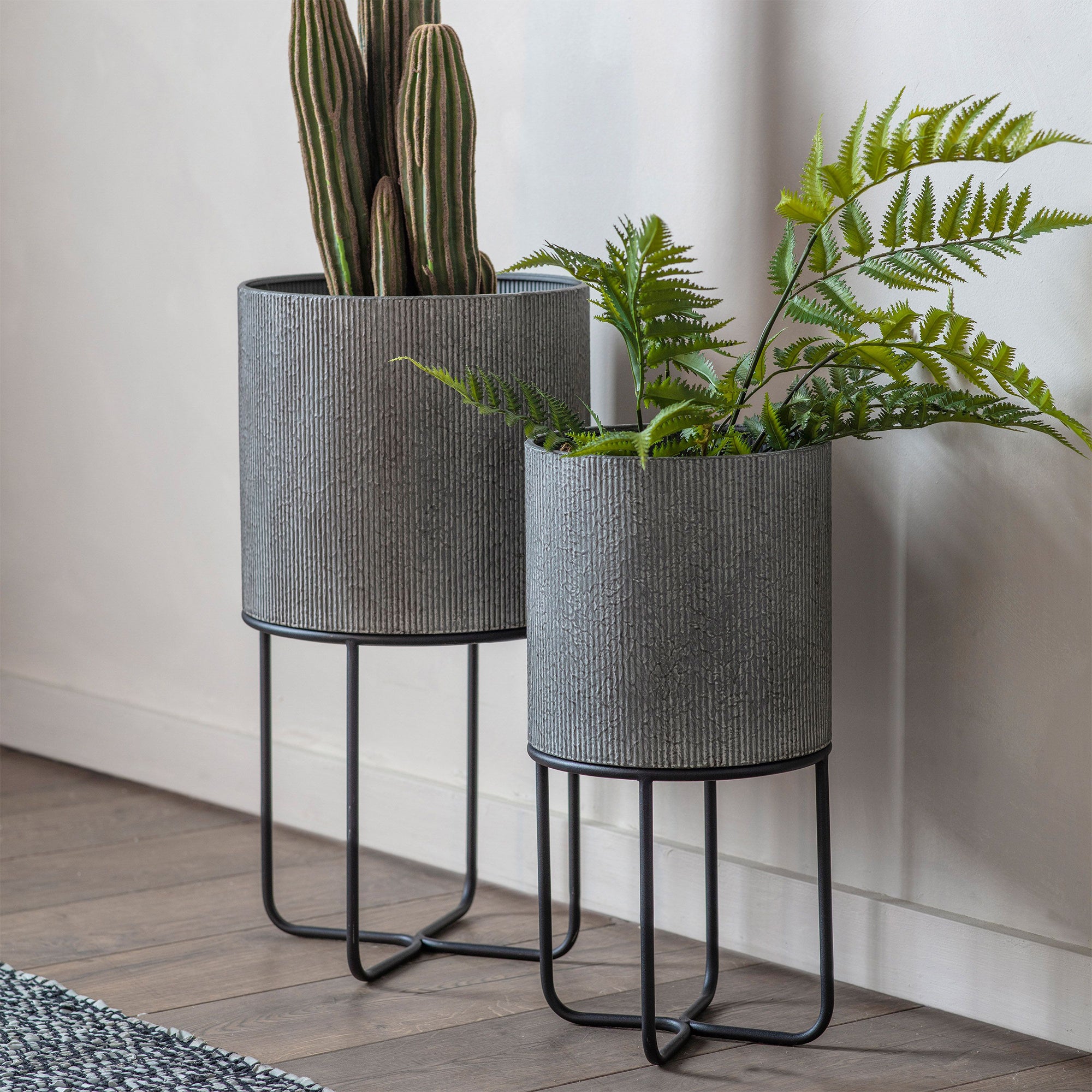 Eda Metal Planter - Set of 2