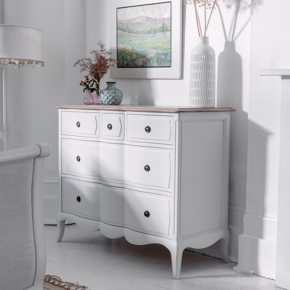 Genevieve - 5 Drawer Small Chest In White Paint Finish