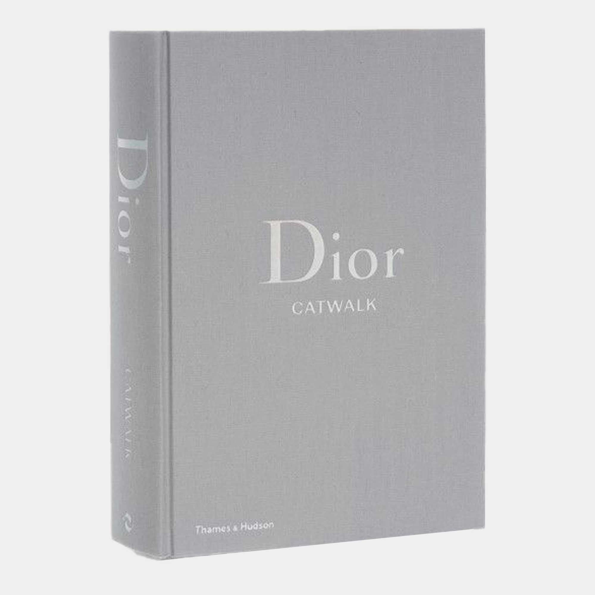 Dior - Catwalk Book