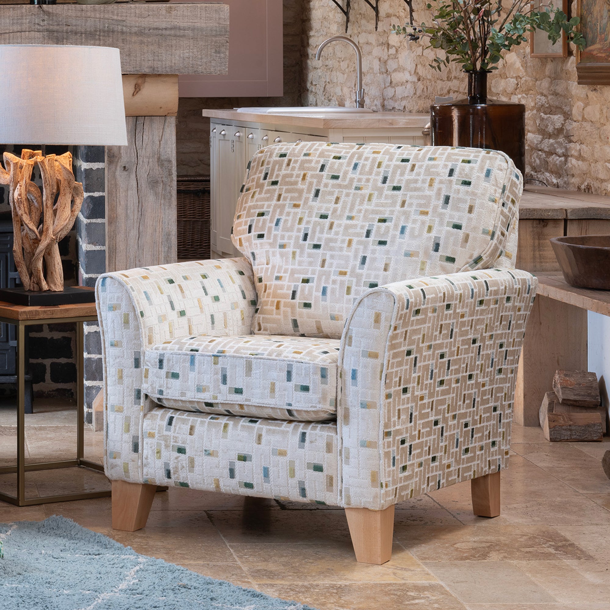 Naomi - Accent Chair In Fabric