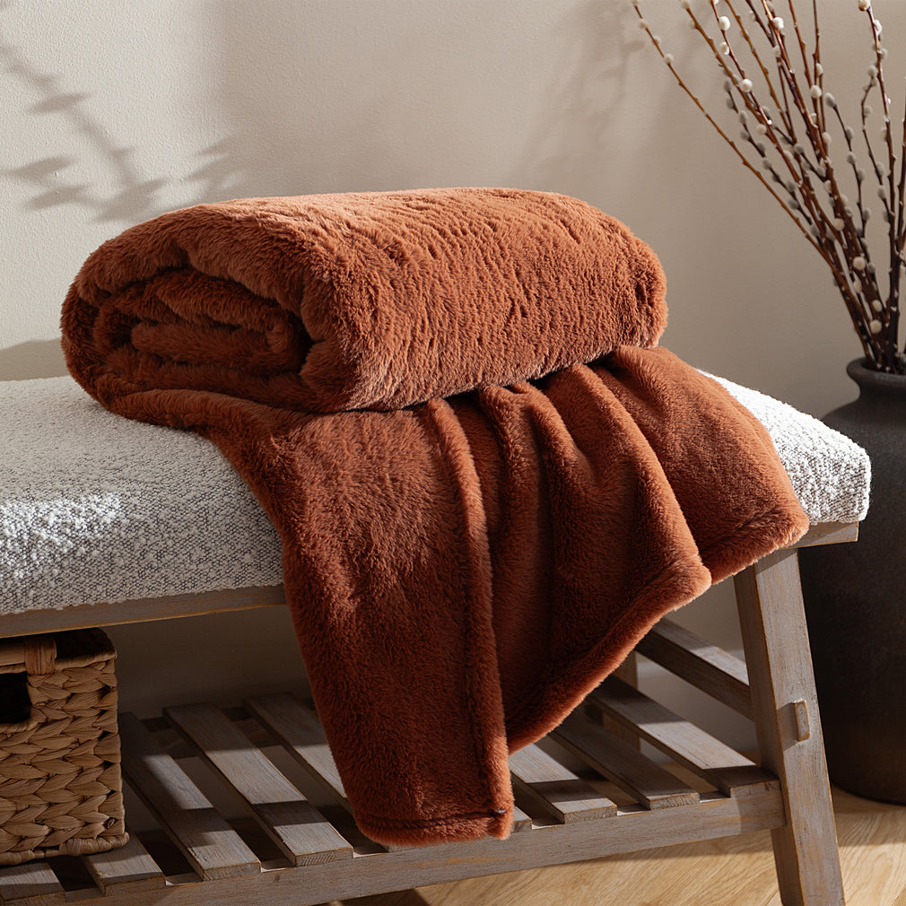 Banbury - Rust Faux Fur Throw 150x200cm