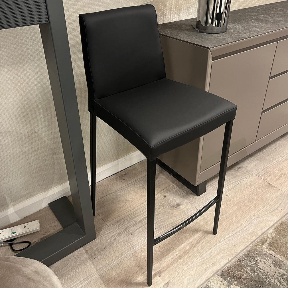 Caligaris Aida Stool In P15 Black /Cat D Skuba Black S93