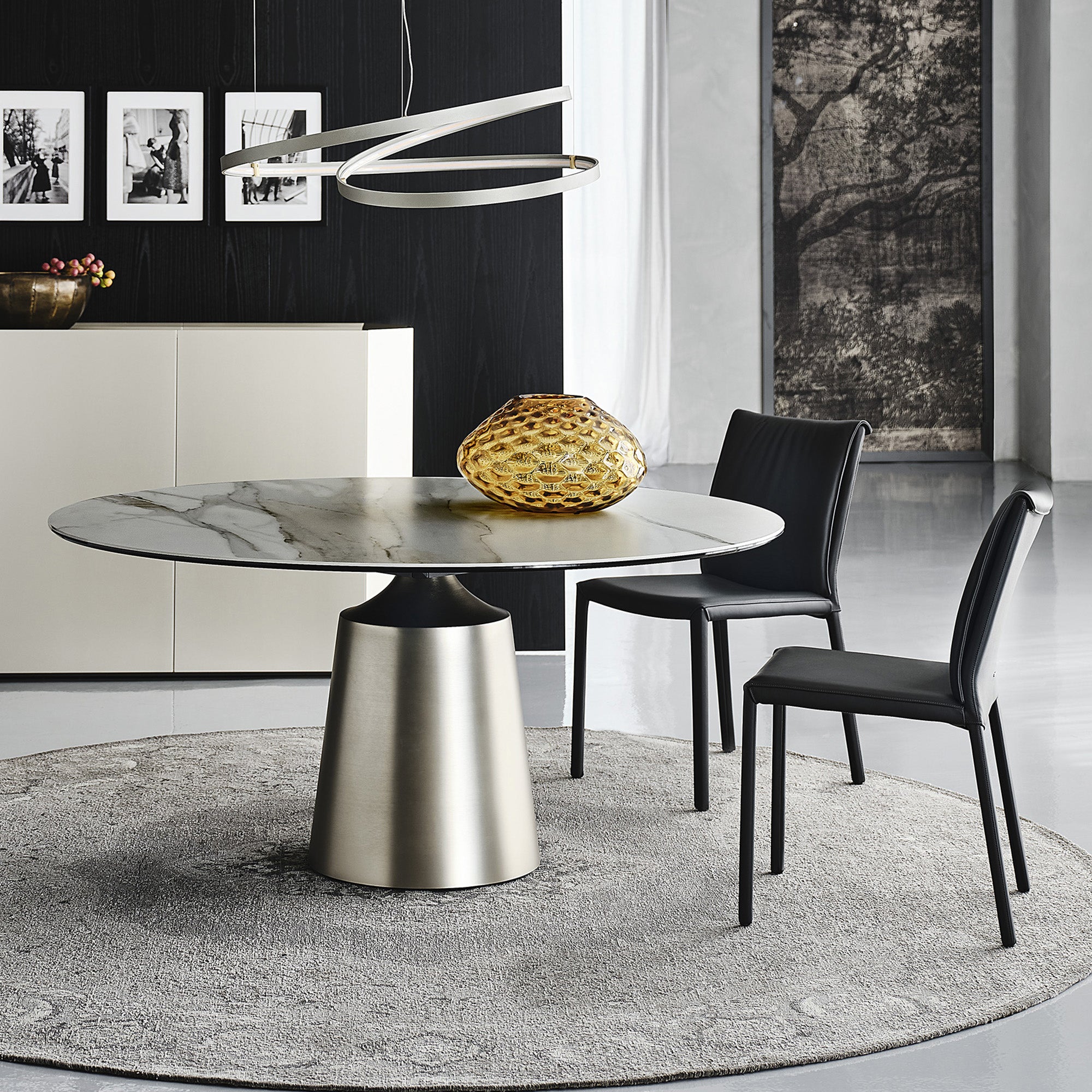 140cm Round Dining Table With GFM69 Graphite Base