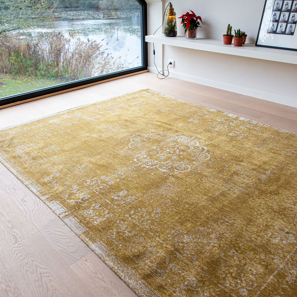 Fading World Medallion Rug Spring Moss 9145 80cm x 150cm